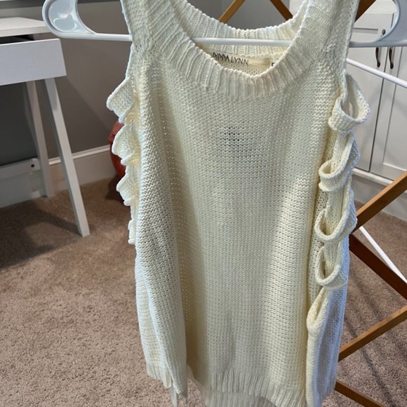 LF white arm hole sweater, size small. - Picture 2 of 4